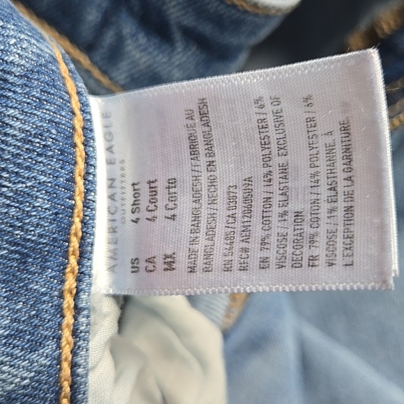 American Eagle women mom jean 4S Short Stretch Comfy French Girl Minimalist - Picture 4 of 14
